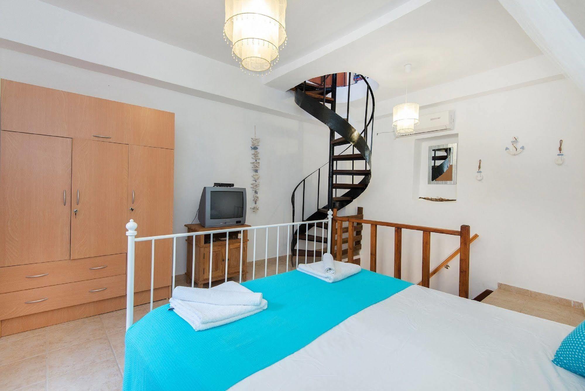 Old Town Roloi House Villa Rhodes City Exterior foto